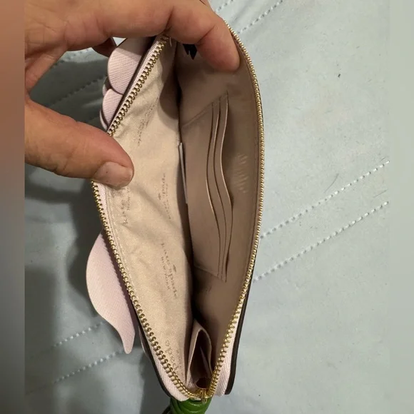 Kate Spade Floral Wristlet NWOT - Picture 3 of 3